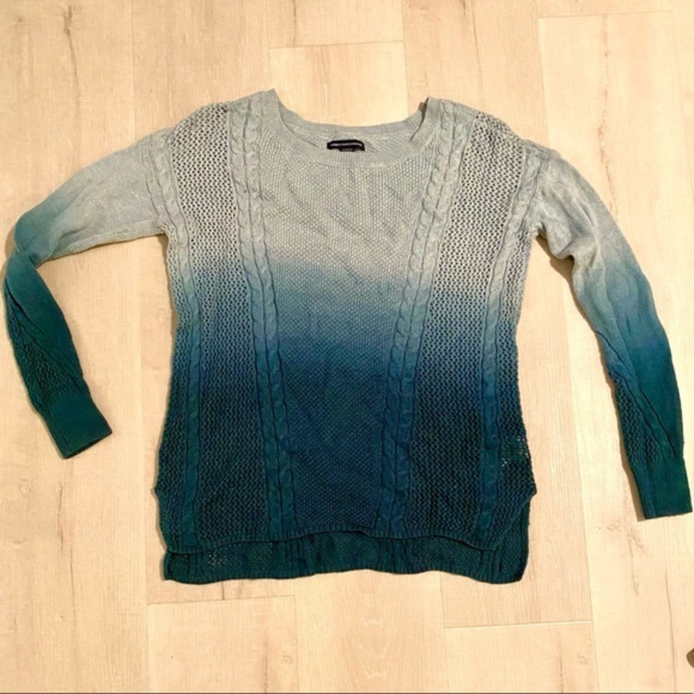 American‎ Eagle blue ombré lightweight sweater xs